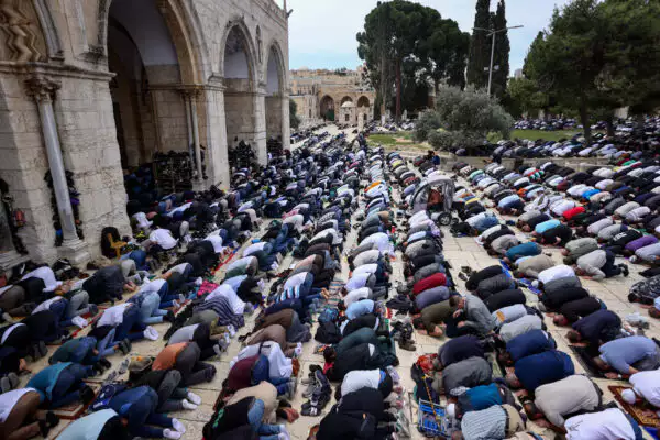 תצוגה מקדימה של הכתבה "הר הבית ברמדאן: סטטוס שקט"